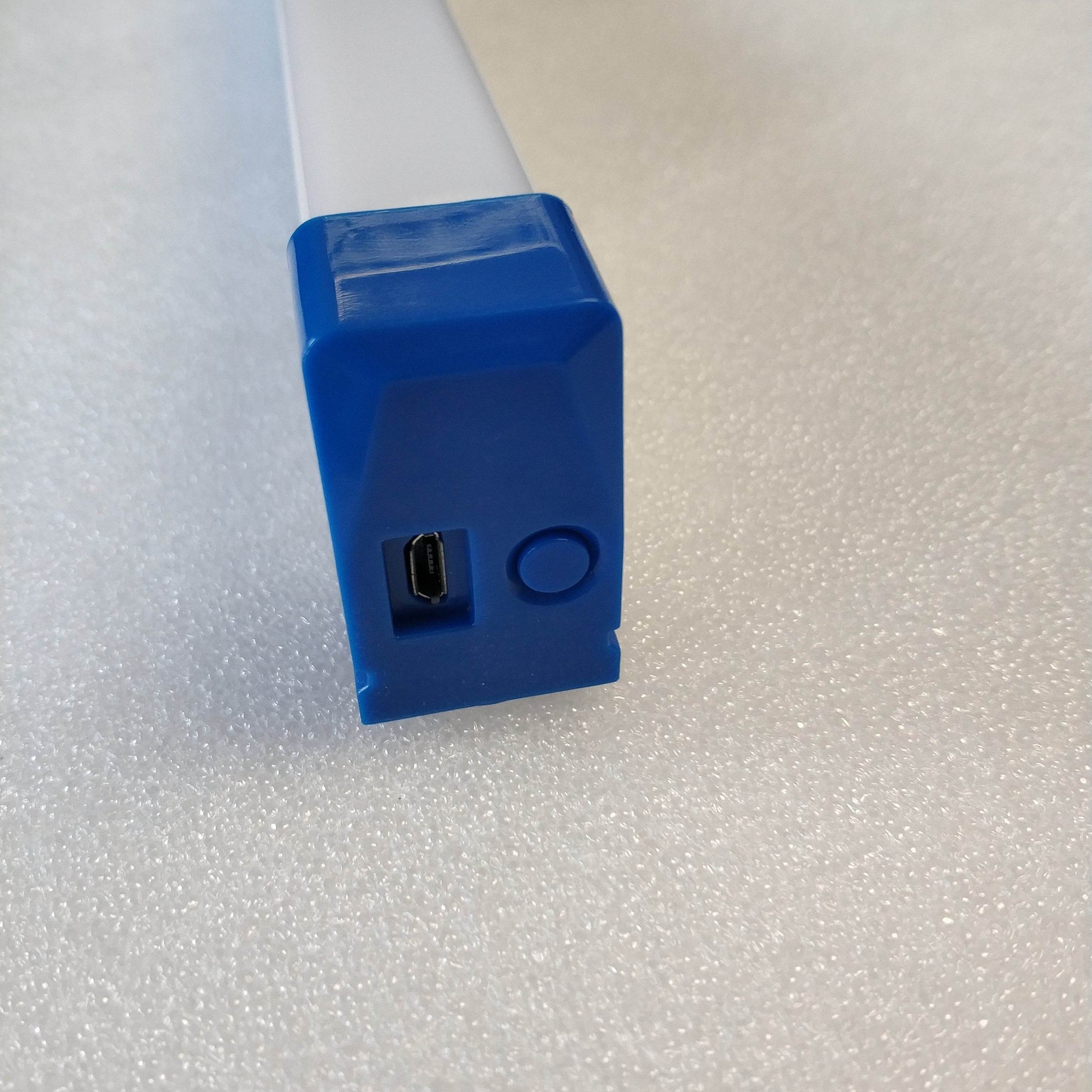 Rechargeable Portable LED Tube Light (18cm) - DMC Wholesale