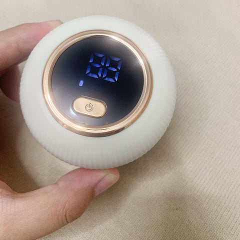 Rechargeable Lint Trimmer - Alt View
