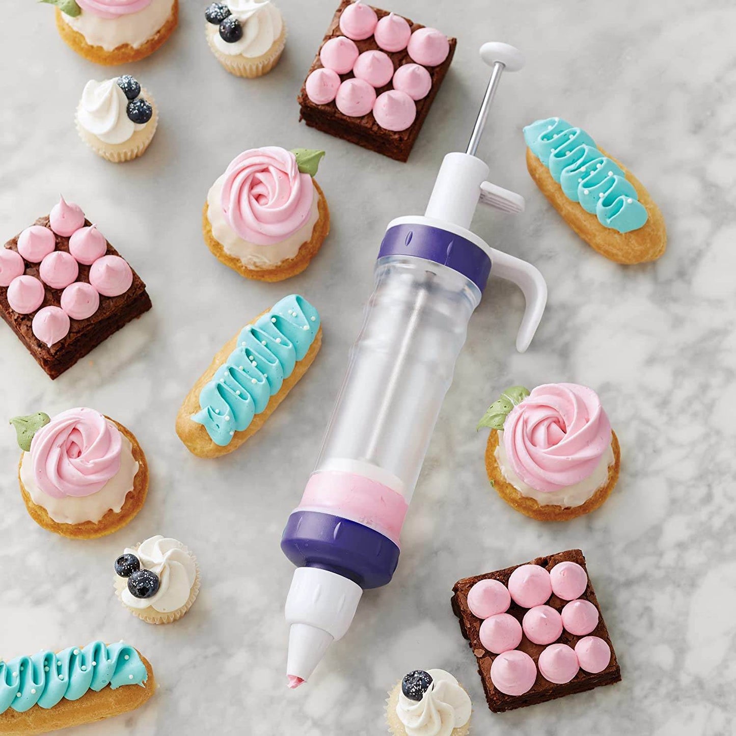 Dessert Decorator Plus Tool with 5 Decorating Tips - DMC Wholesale
