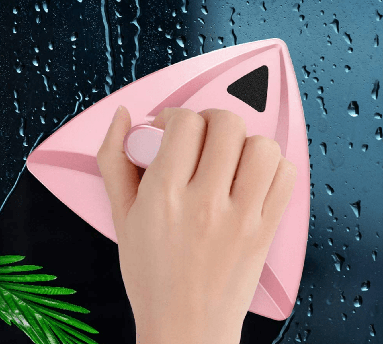 Double Sided Triangle Window Cleaner - DMC Wholesale